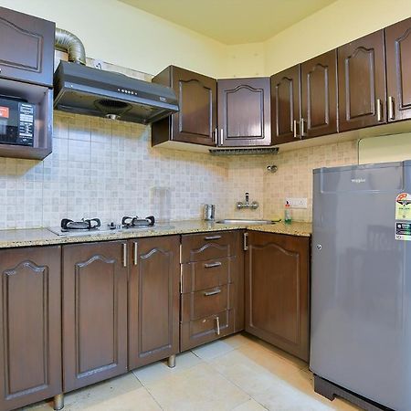 גורגאון Studio Serviced Apartments Near Fortis Hospital מראה חיצוני תמונה