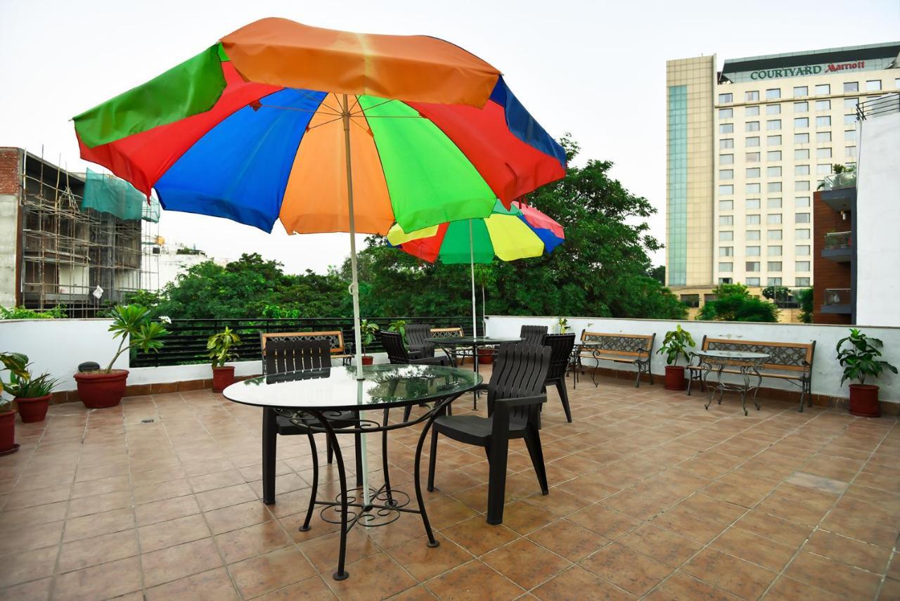 גורגאון Studio Serviced Apartments Near Fortis Hospital מראה חיצוני תמונה