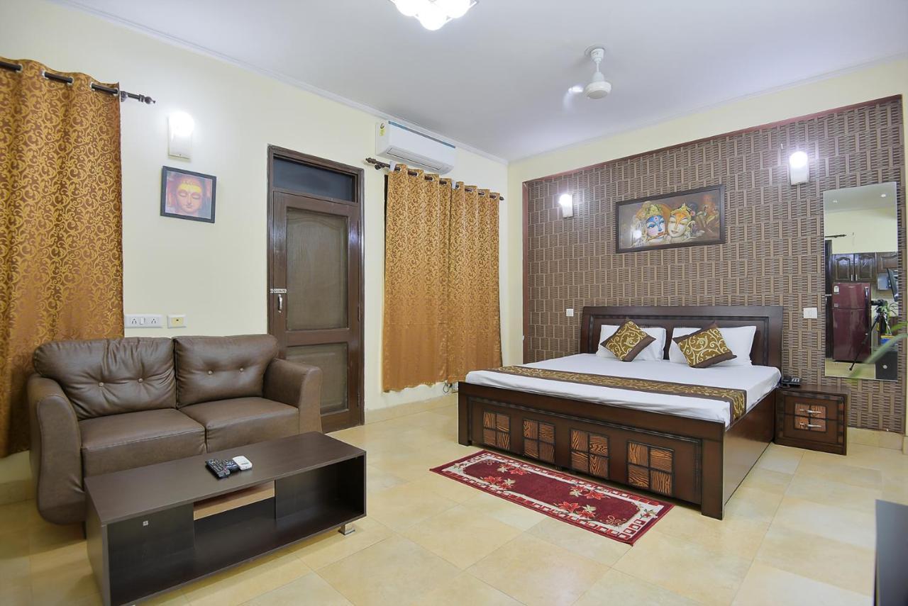 גורגאון Studio Serviced Apartments Near Fortis Hospital מראה חיצוני תמונה
