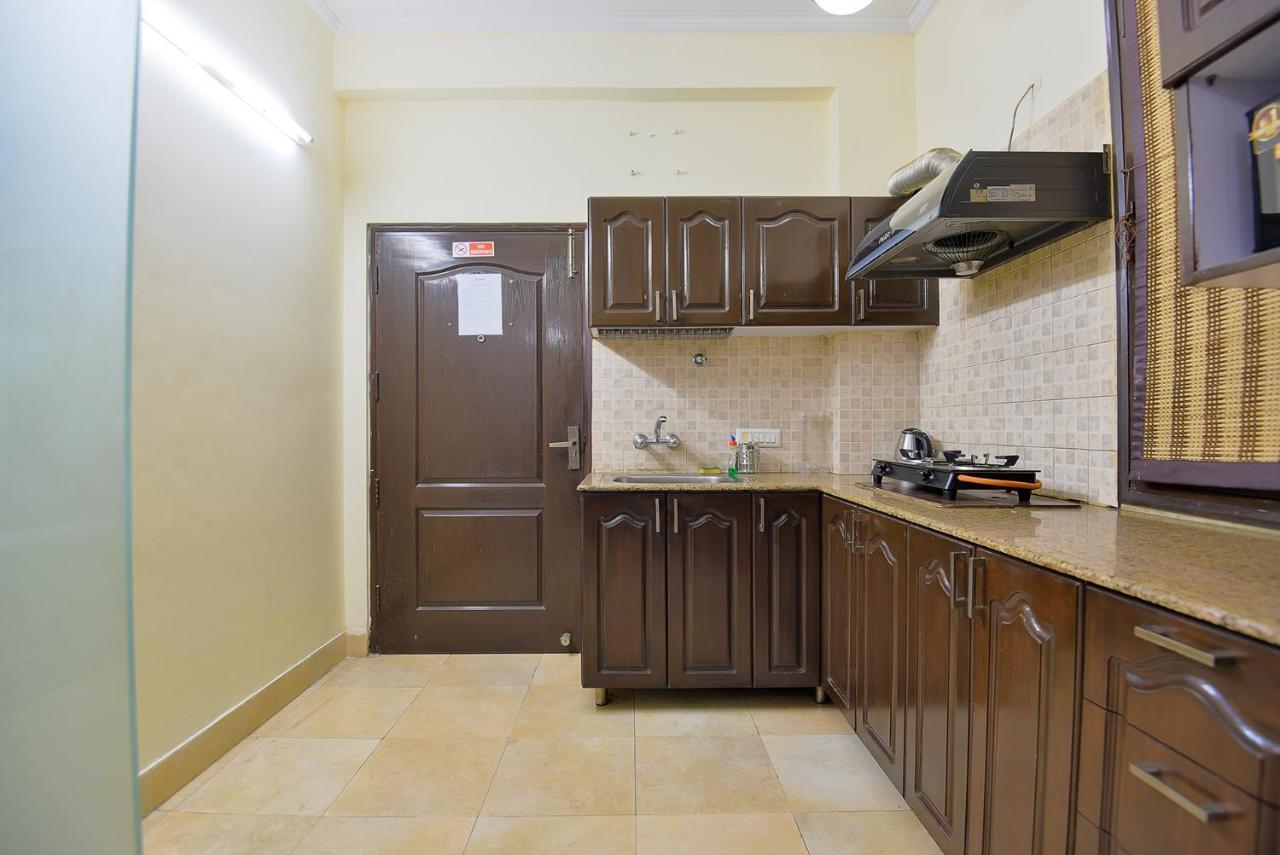 גורגאון Studio Serviced Apartments Near Fortis Hospital מראה חיצוני תמונה
