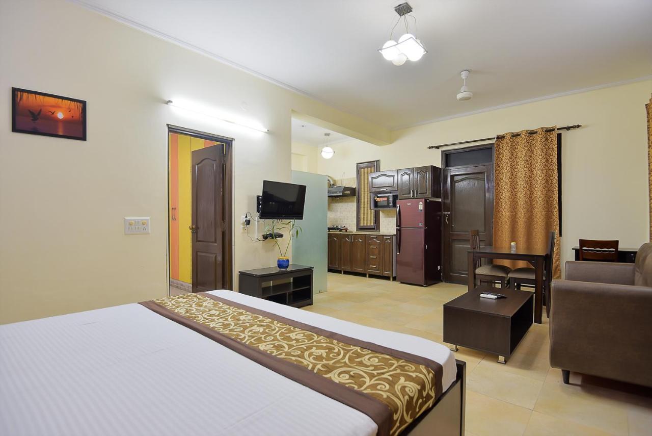 גורגאון Studio Serviced Apartments Near Fortis Hospital מראה חיצוני תמונה